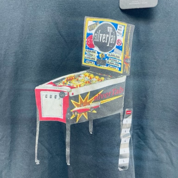 Levi’s Silvertab Men’s Relaxed Pinball Black T-Shirt Size L New - Picture 2 of 9